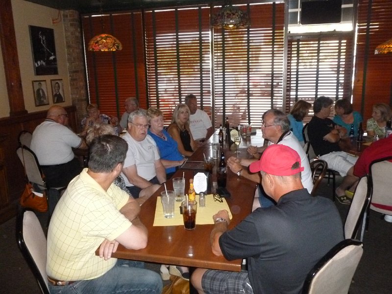 Billies Bistro Happy Hour June 2014 012